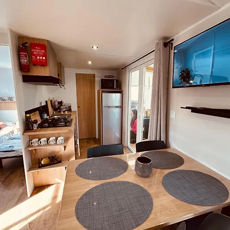 Les Charmettes Mobilhome 2 Ch Climatise - Terrasse Totalement Abritee - Locsweethome Chalet