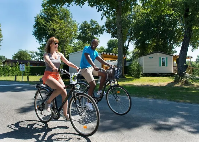 Chalet Les Charmettes Mobilhome 2 Ch Climatisé - Terrasse Totalement Abritée - Locsweethome