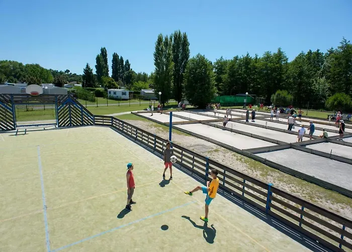 Les Charmettes Mobilhome 2 Ch Climatisé - Terrasse Totalement Abritée - Locsweethome