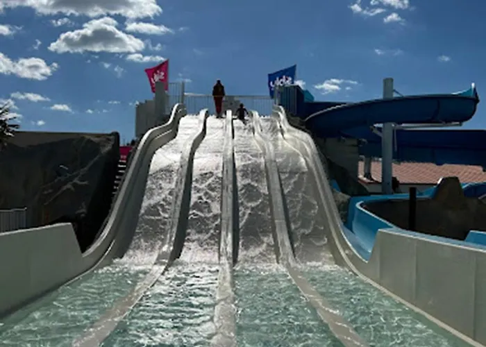 Les Charmettes Mobilhome 2 Ch Climatisé - Terrasse Totalement Abritée - Locsweethome