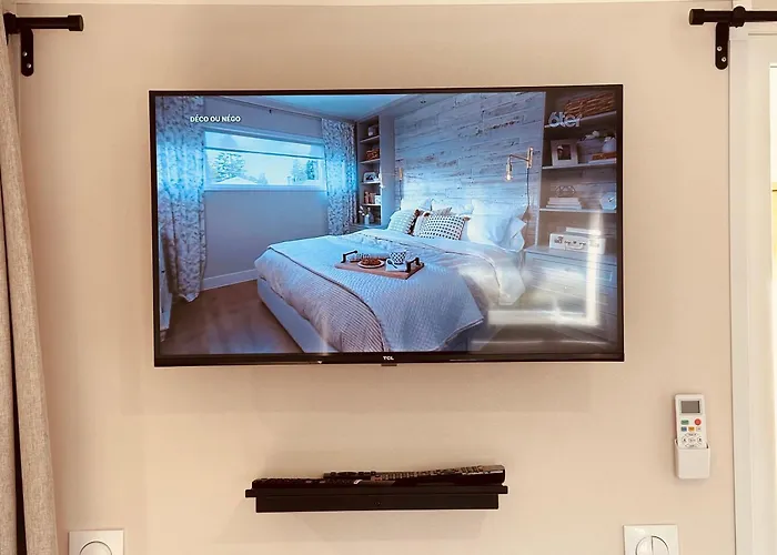 Les Charmettes Mobilhome 2 Ch Climatisé - Terrasse Totalement Abritée - Locsweethome