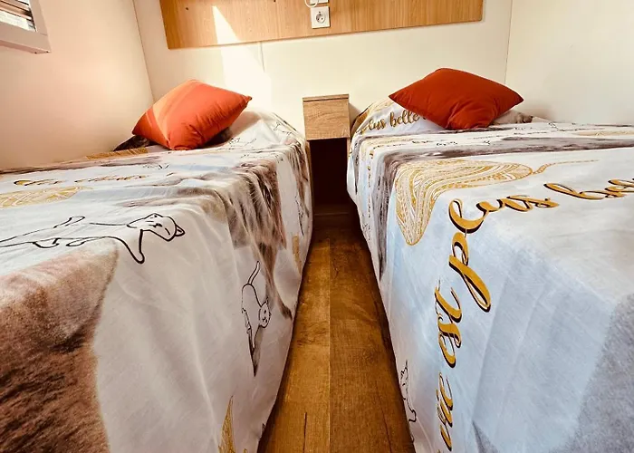 Les Charmettes Mobilhome 2 Ch Climatisé - Terrasse Totalement Abritée - Locsweethome Chalet *