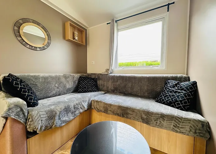 Chalet Les Charmettes Mobilhome 2 Ch Climatisé - Terrasse Totalement Abritée - Locsweethome