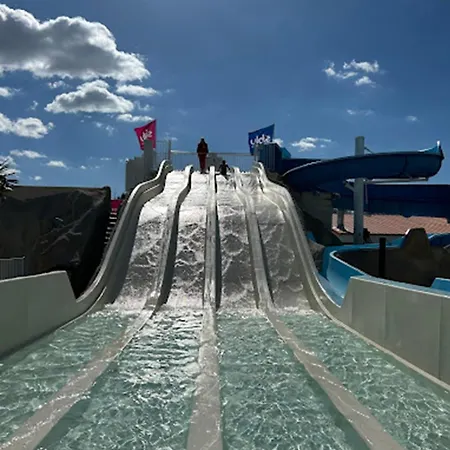 Les Charmettes Mobilhome 2 Ch Climatise - Terrasse Fermee - Locsweethome