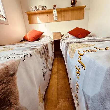 Les Charmettes Mobilhome 2 Ch Climatise - Terrasse Totalement Abritee - Locsweethome Chalet *